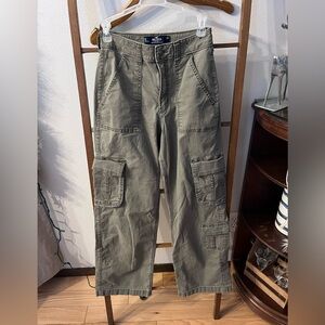 Hollister Olive Cargo Pants for Women